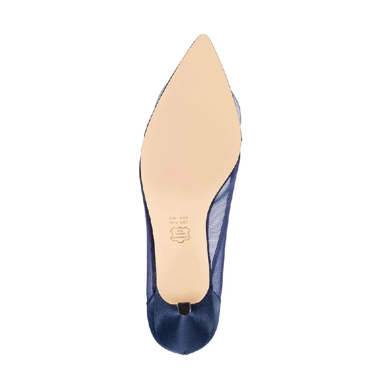 Bettey Heel in Navy