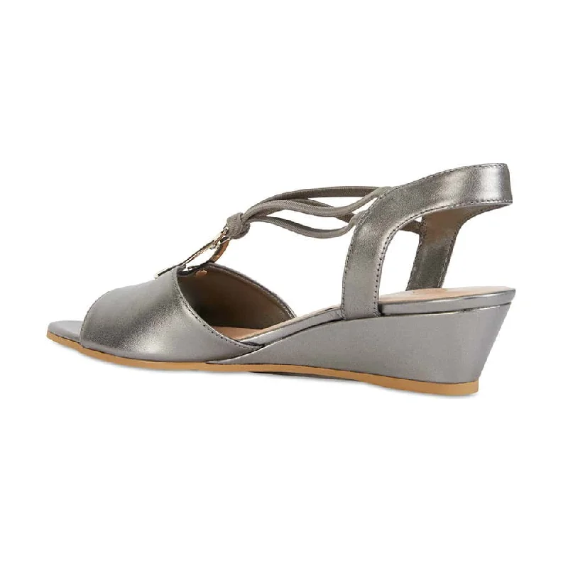 Carey Heel in Pewter Leather