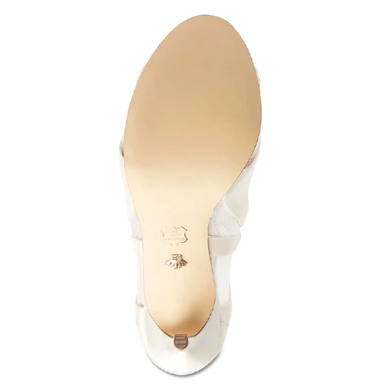 Cherie Heel in Ivory