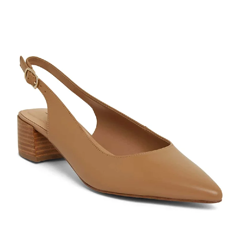 Dena Heel in Camel Leather