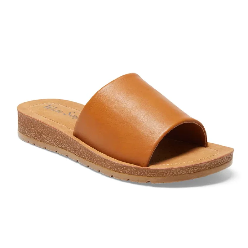 Enid Slide in Tan Smooth