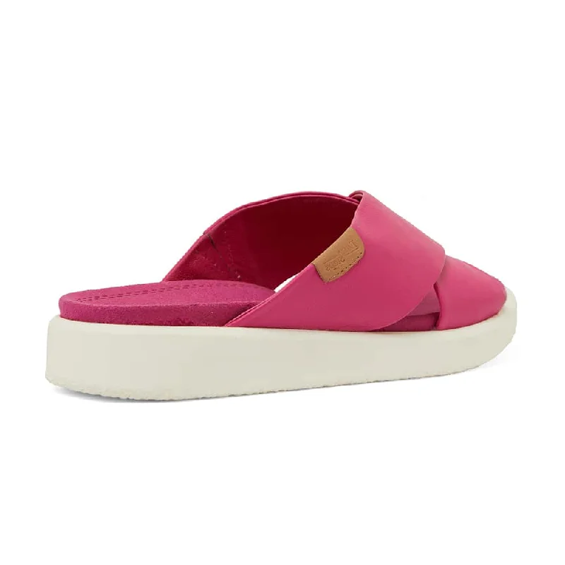 Ferry Slide in Pink Leather