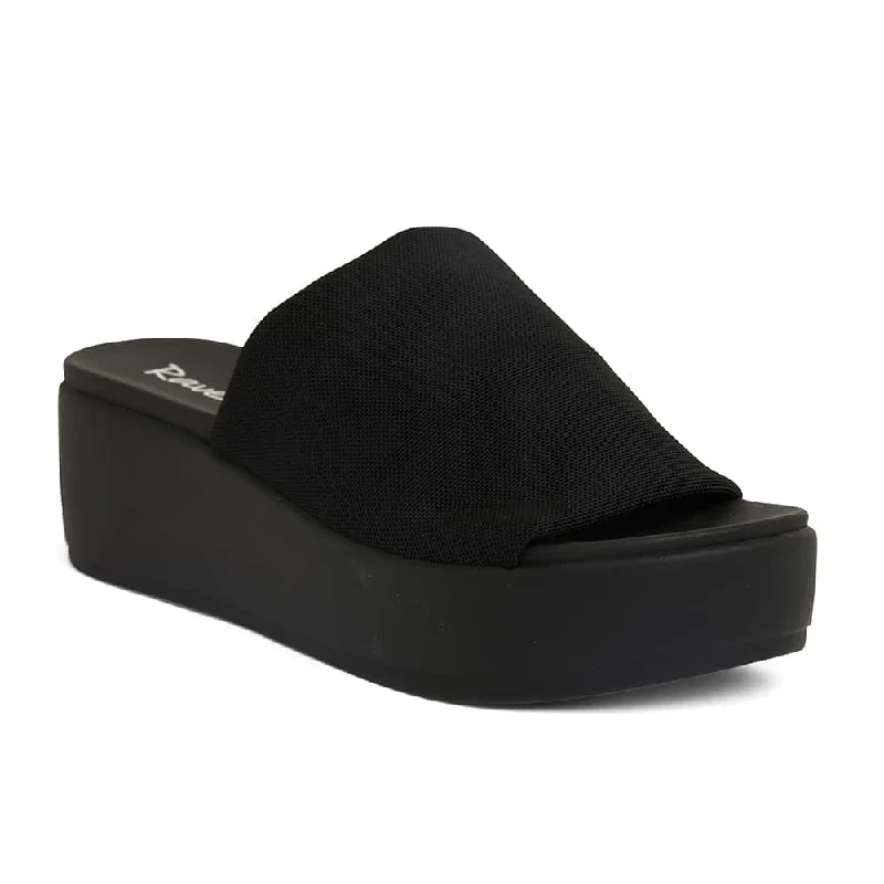 Foster Sandal in Black