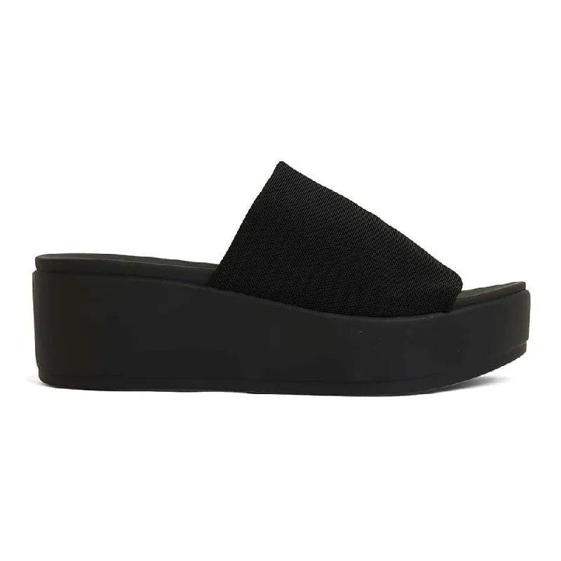 Foster Sandal in Black