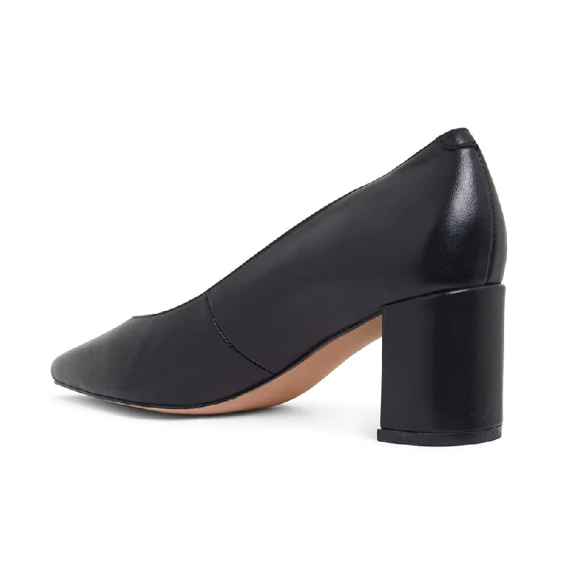 Gallery Heel in Black Leather