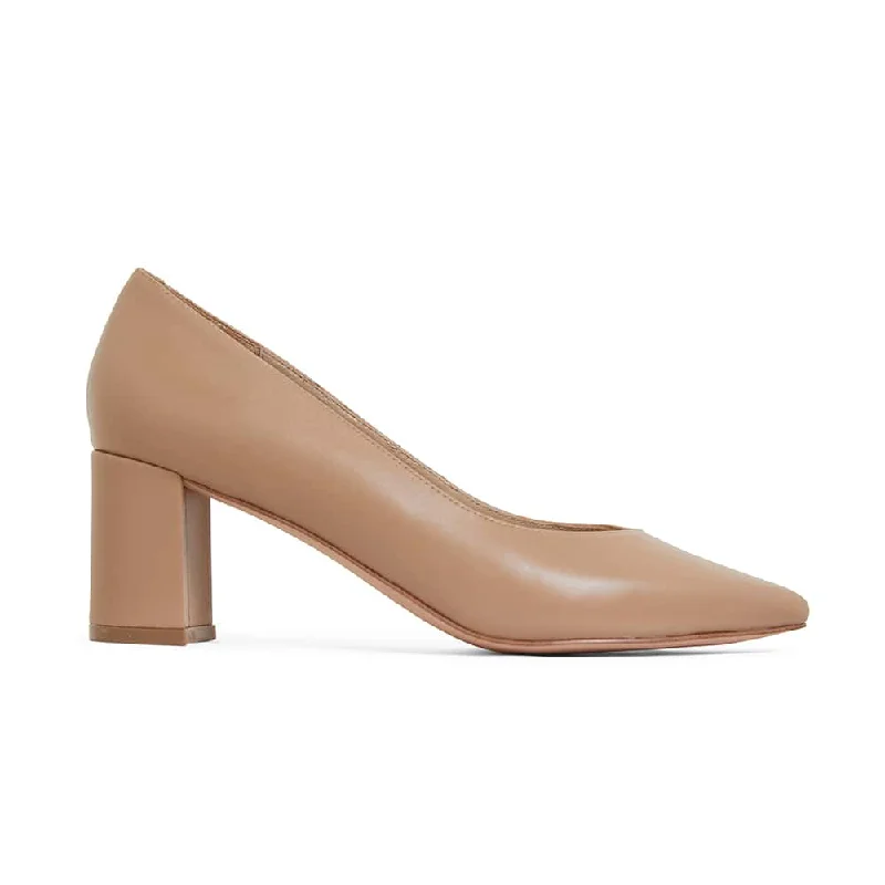 Gallery Heel in Camel Leather