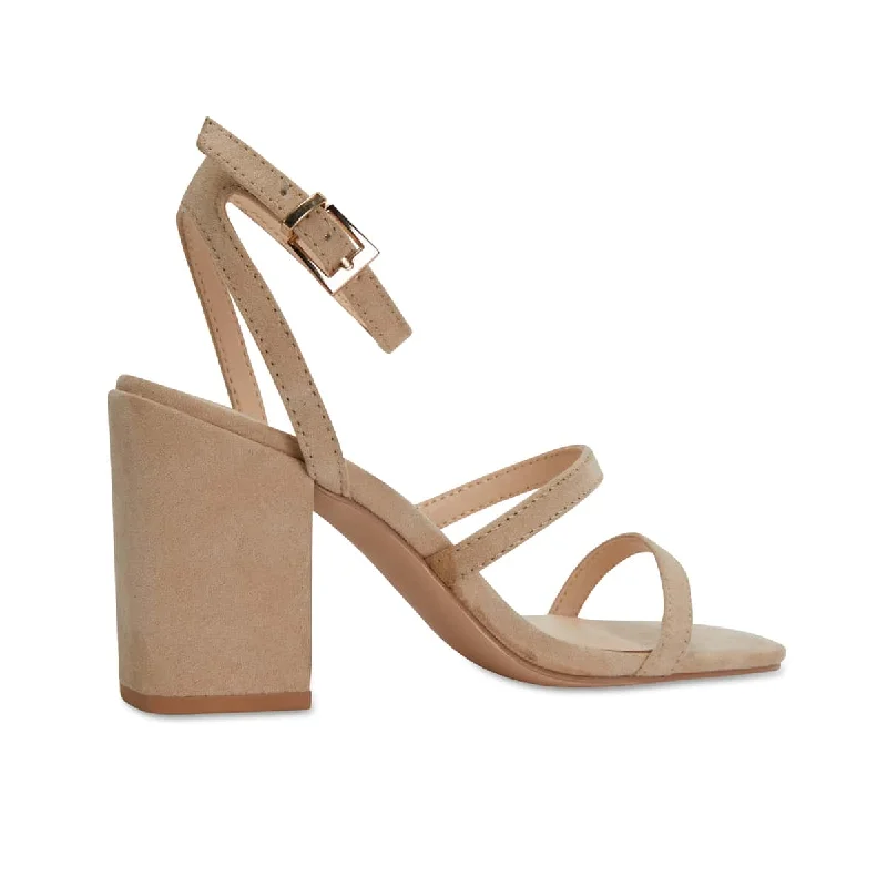 Gery Heel in Natural Suede