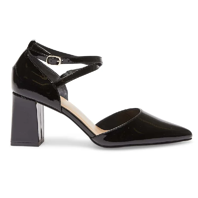 Gwyneth Heel in Black Patent