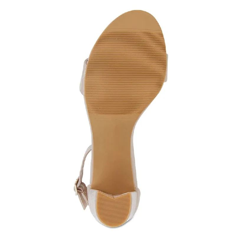 Juliet Heel in Nude Croc Leather