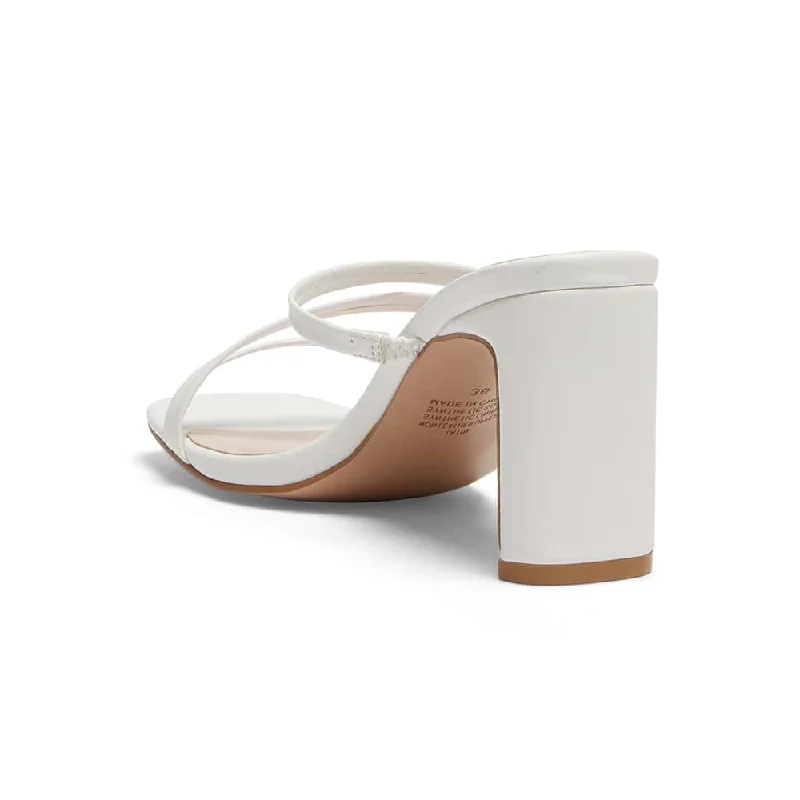 Latin Heel in White Smooth