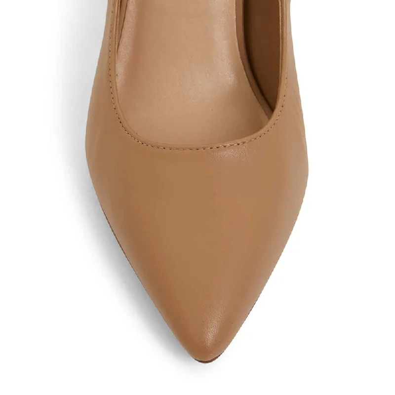 Lyric Heel in Camel Leather