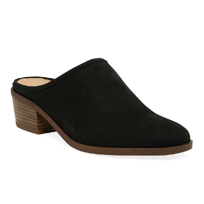 Magnum Heel in Black Nubuck