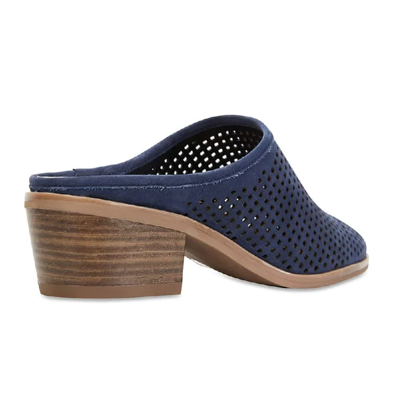 Mystic Heel in Navy Nubuck