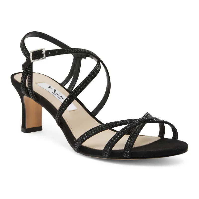 Netti Heel in Black Smooth