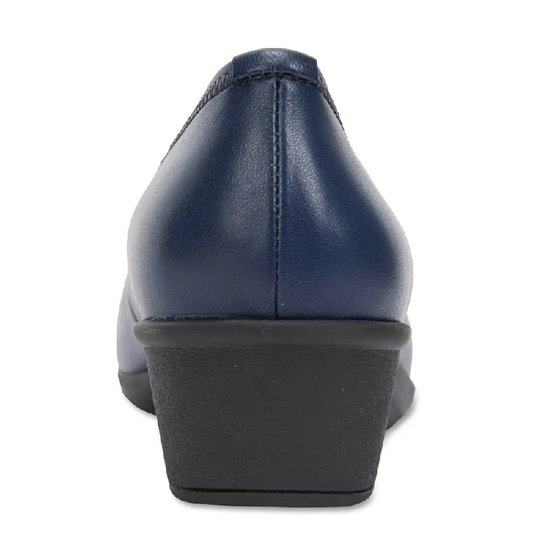 Prism Heel in Navy Leather