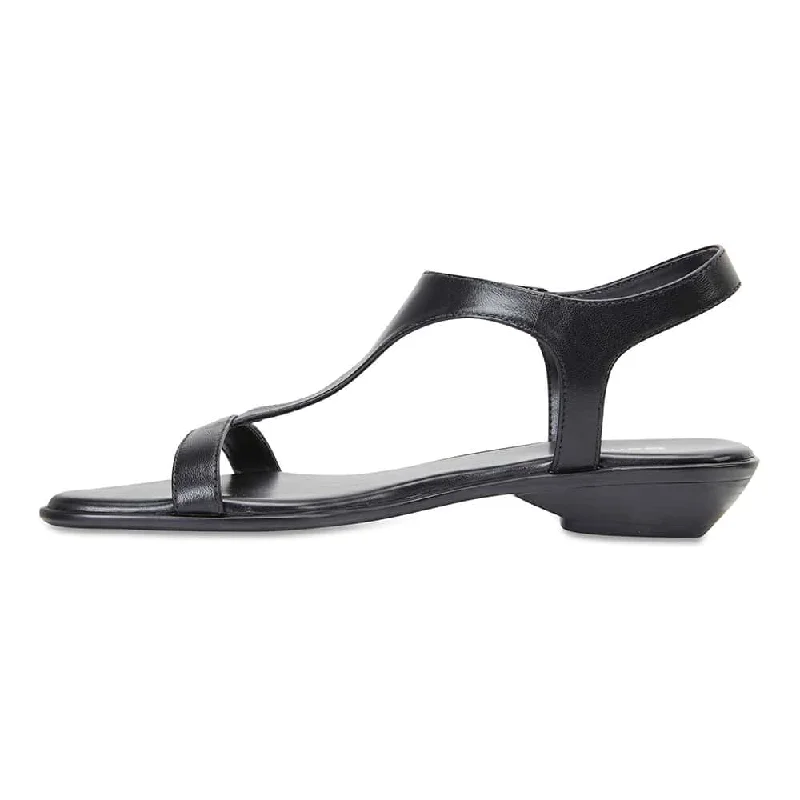 Sandra Sandal in Black Leather