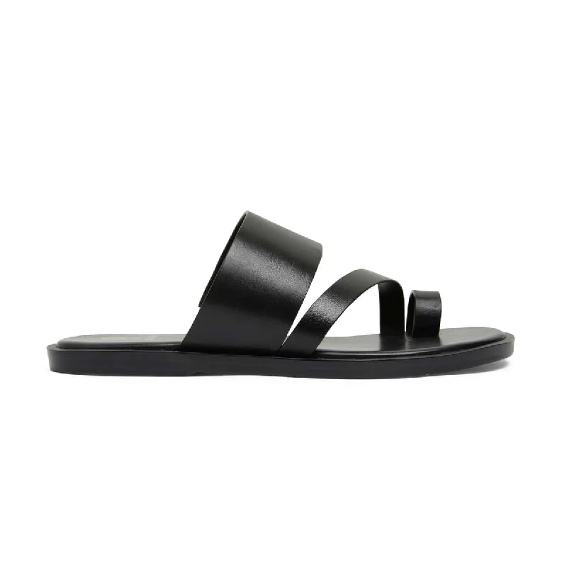 Tibet Sandal in Black Leather