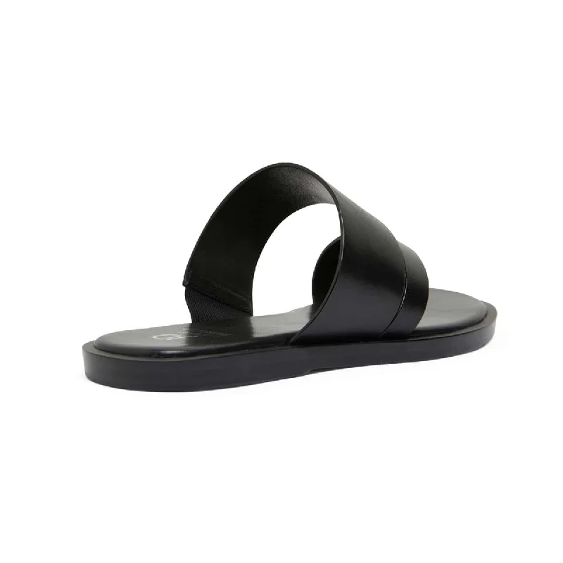 Tibet Sandal in Black Leather