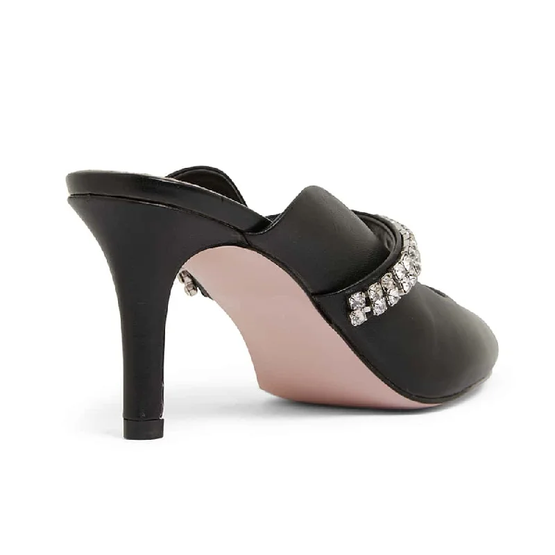 Vanity Heel in Black Leather