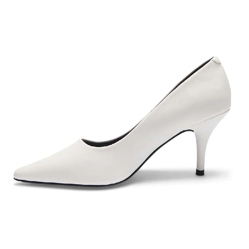 Wendy Heel in White Smooth