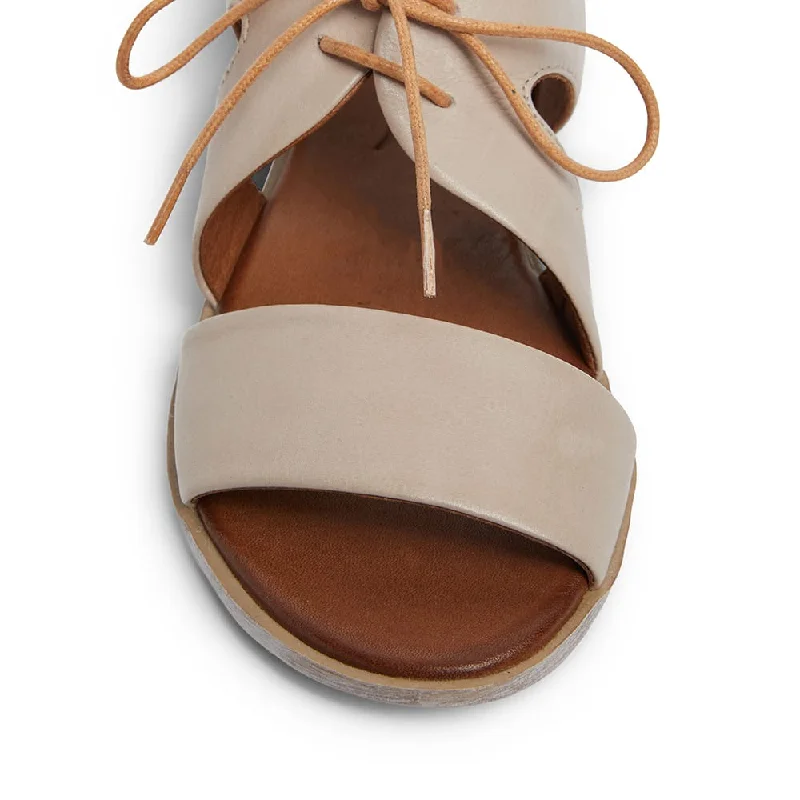 Yardley Sandal in Nude Leather