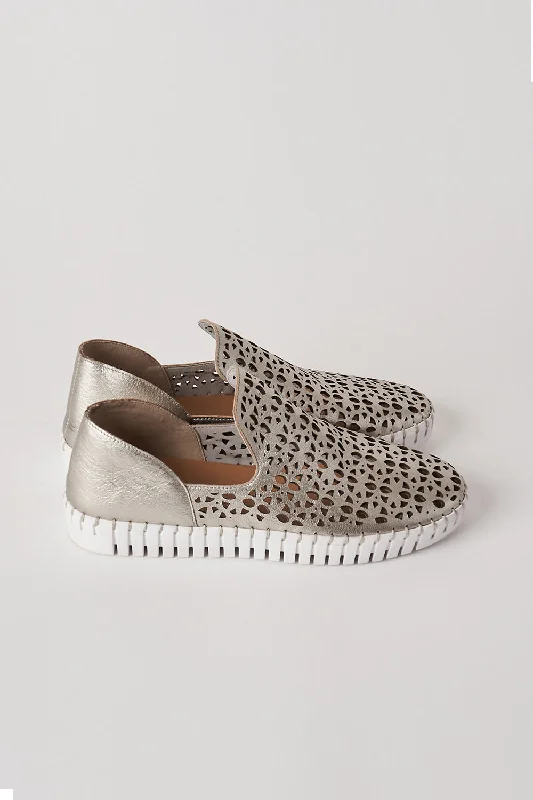 Piera Cut Out Plimsol