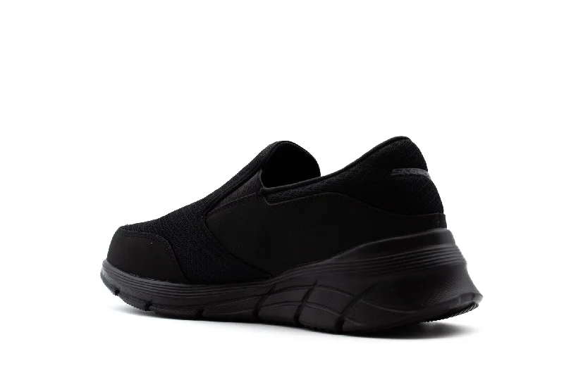 SKECHERS Men's Equalizer 4.0 Slip On Shoes