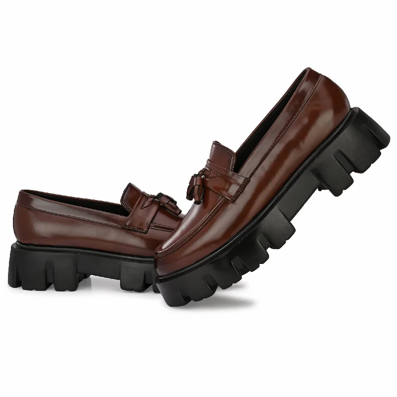 Attitudist Unisex Glossy Brown High Heel Tassel Loafers