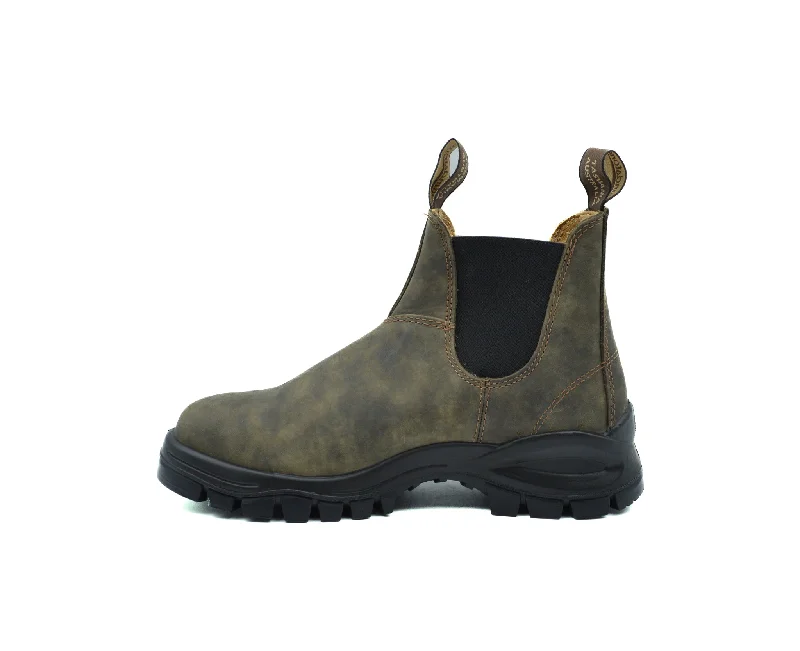 BLUNDSTONE Lug Sole #2239 boots in Rustic Brown