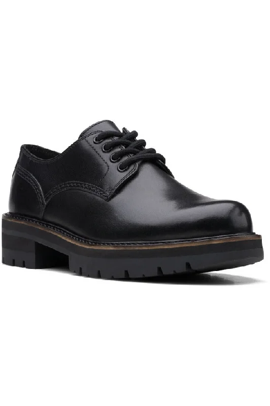 Clarks Orianna Derby in Black leather