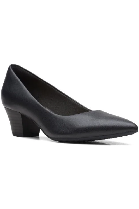 Clarks Teresa Step in Black leather