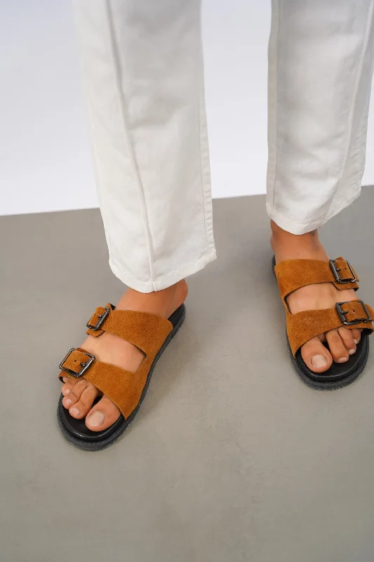 LEATHER SLIPPERS