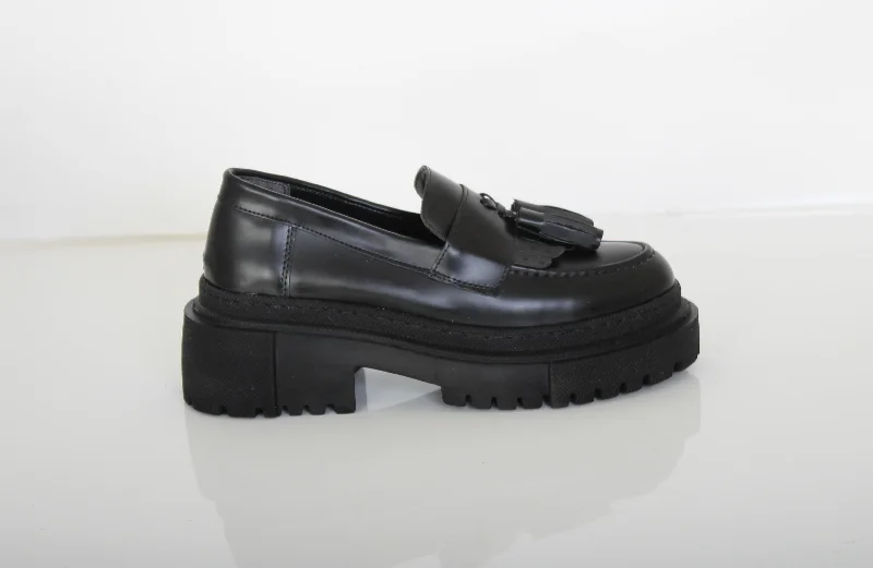 UCZ - TASSEL LOAFER