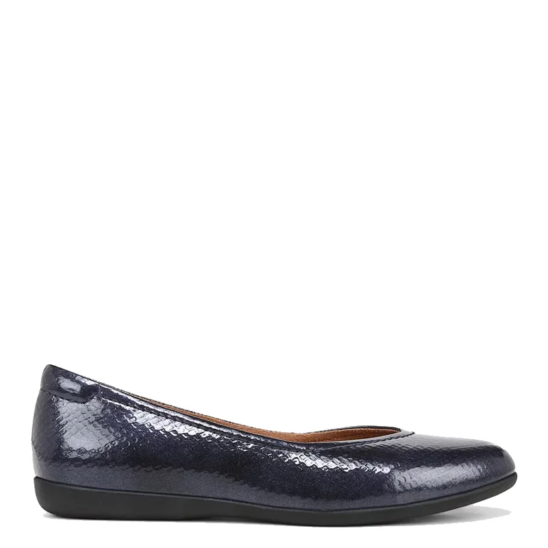 Women's Naturalizer, Vivienne Flat