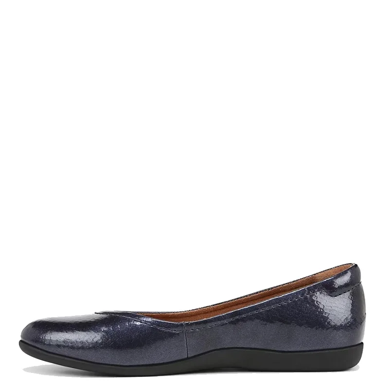 Women's Naturalizer, Vivienne Flat