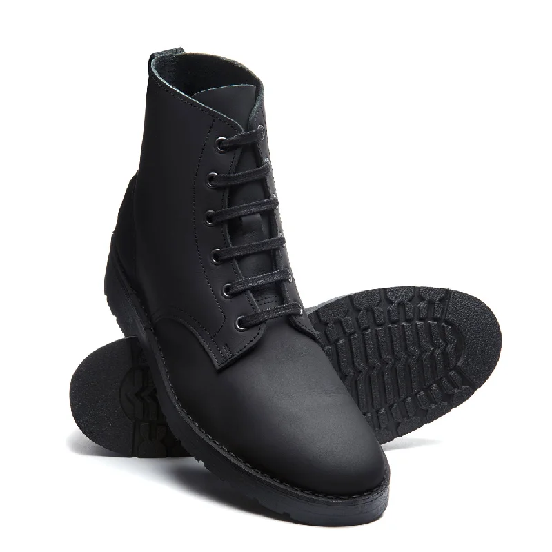 Black Waxy 6 Eye Derby Boot