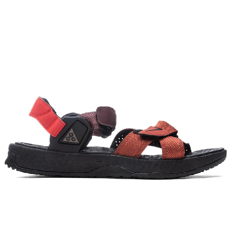 ACG Air Deschutz + Sandals - Redstone/Black