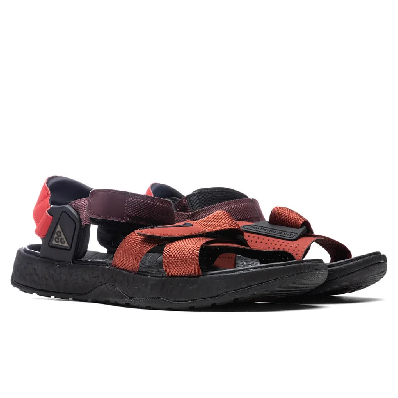 ACG Air Deschutz + Sandals - Redstone/Black