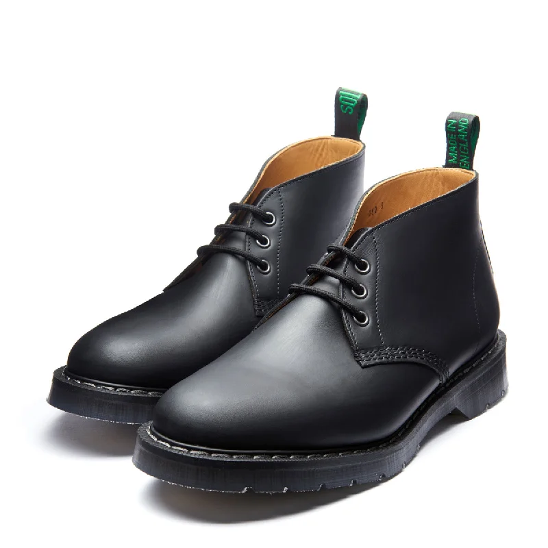 Black Greasy 3 Eye Chukka Boot